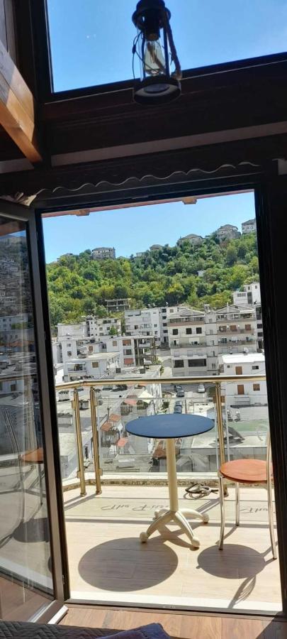 فندق ذا فيرست Gjirokastër المظهر الخارجي الصورة