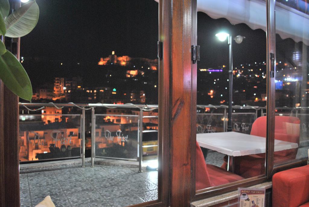 فندق ذا فيرست Gjirokastër المظهر الخارجي الصورة